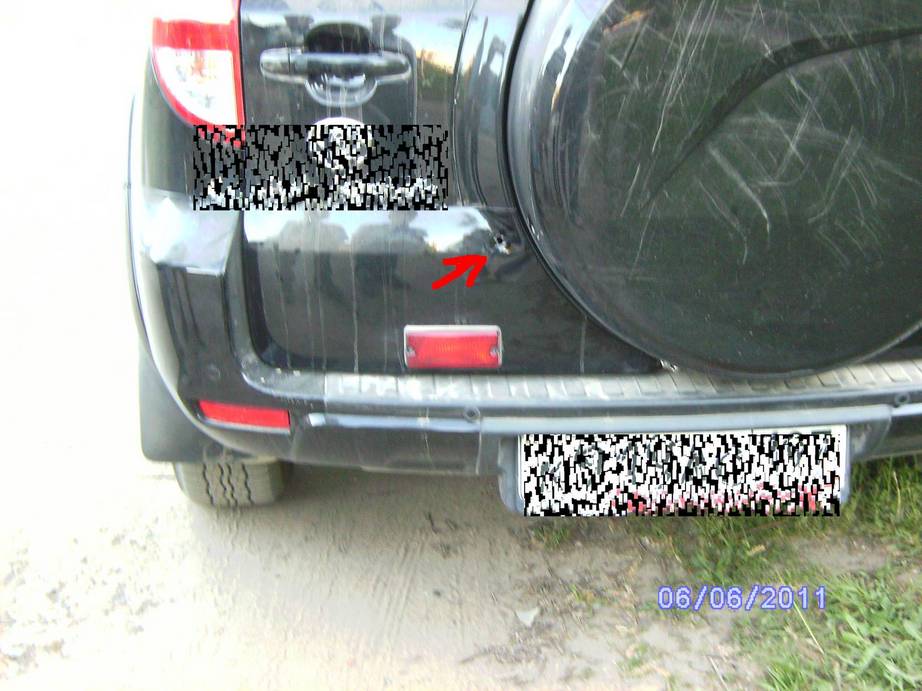 Описание:Авто. Пробита задняя дверь.